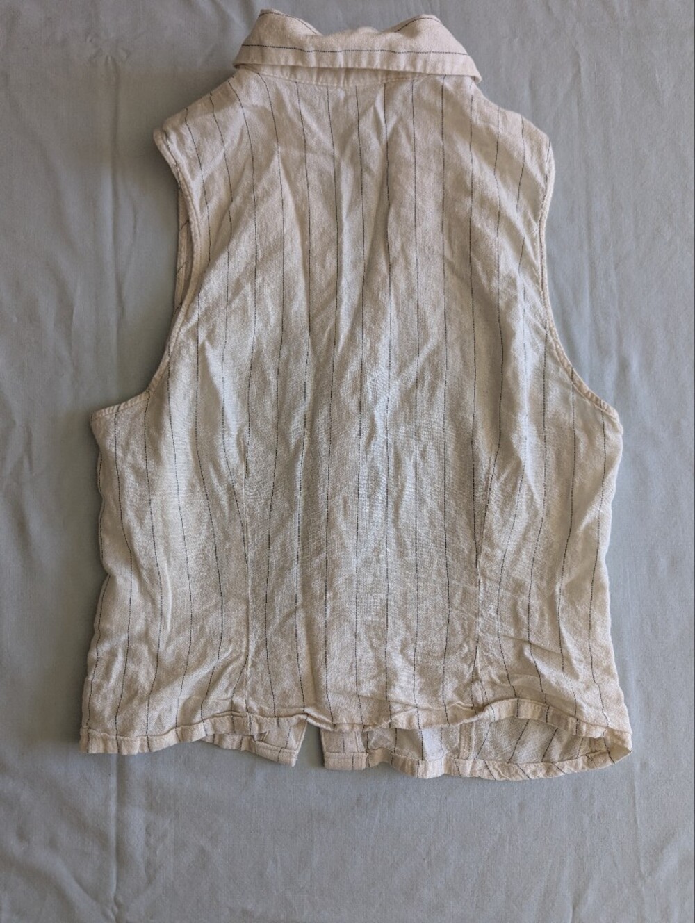 Linen Blend Pinstripe Sleeveless Button Up Shirt - Picture 8 of 11